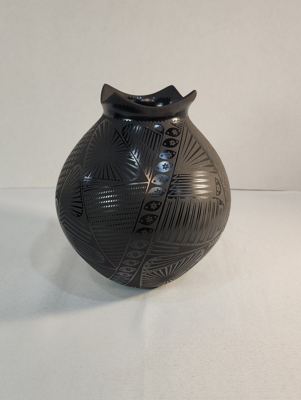 Handmade Blackware Mata Ortiz Pottery Jar by Jaime Quezada, Signed